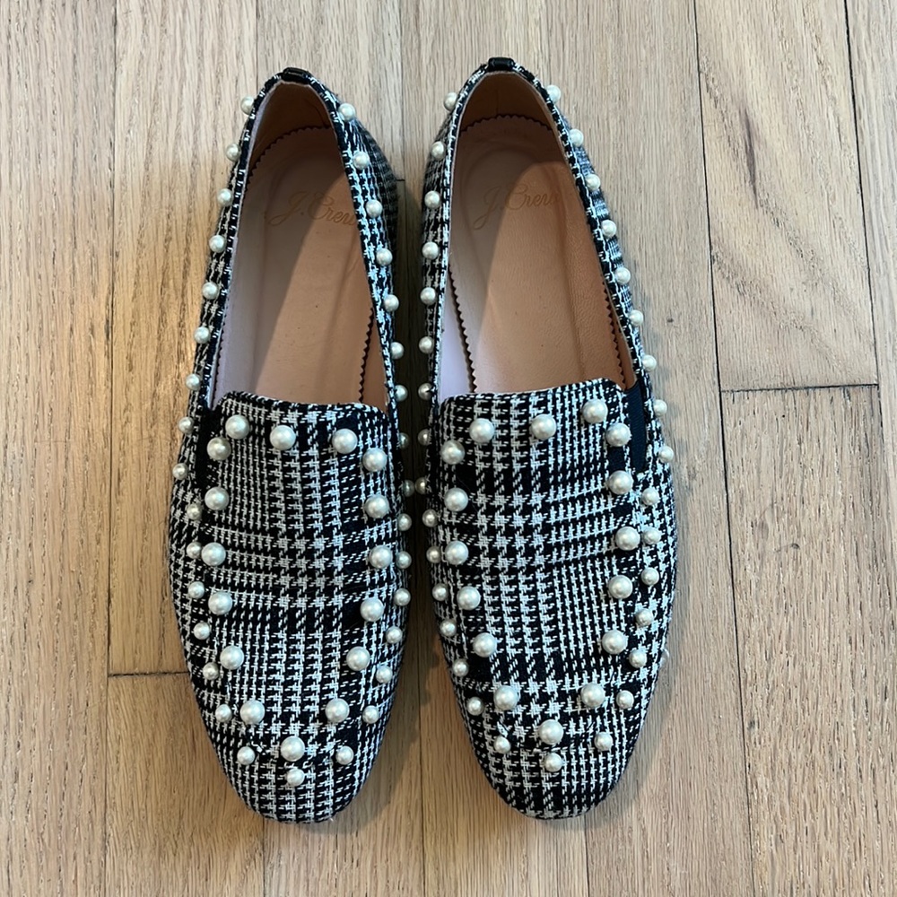 Barely worn JCREW Pearl loafers, size 6.5